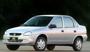 1994 Corsa Sedan (GM 4200)