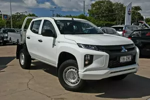 2019 Triton V Double Cab Chassis (facelift 2019)