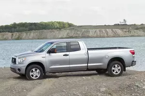2010 Tundra II Double Cab Long Bed (facelift 2010)