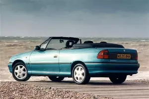 1993 Astra Mk III Convertible