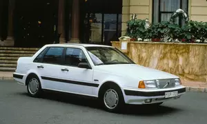 1989 460 L (464)